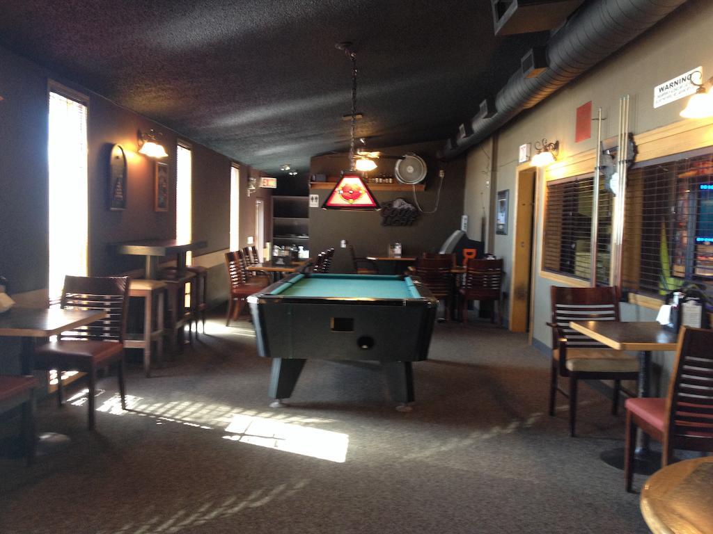 Chubby'S Bar & Motel Belle Plaine Eksteriør billede